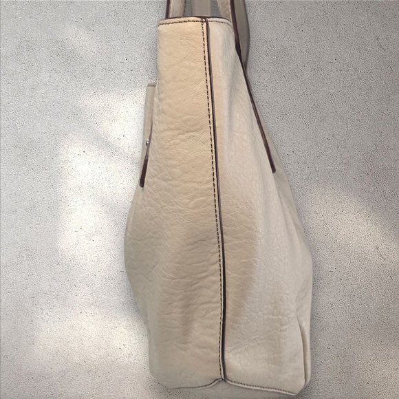 Chaps Diane Drawstring Handbag Purse - Picture 3 of 9